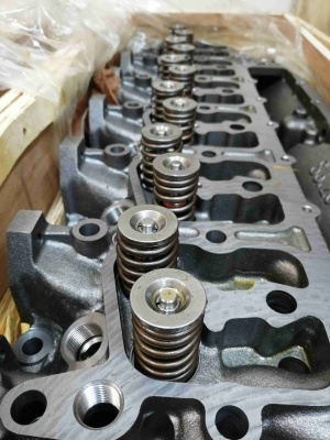 3966454 Головка цилиндров ГБЦ HEAD CYLINDER Cummins QSB, ISF, EQB Взаимозаменяемые номера: 3934746, 3967458, 3938656, 3966453, 3802805, 3925389, 3930652, 3934758, 6735-11-1300, 6735111300